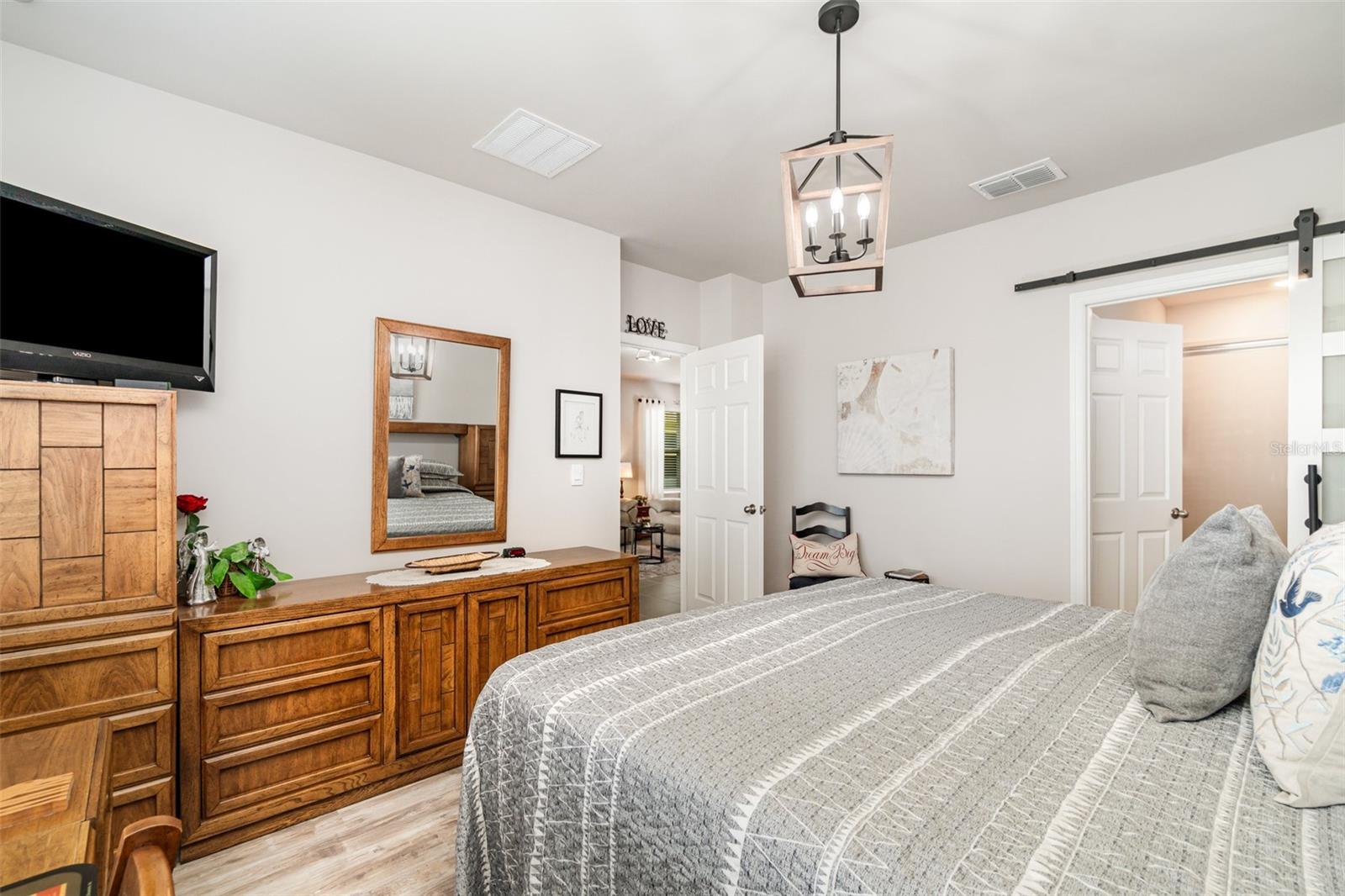 MAGNOLIA LNDG PCLS B & D - Residential