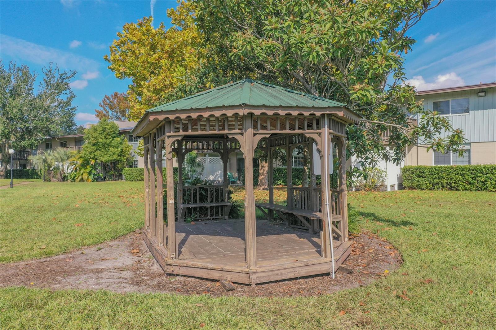 WATERFALL COVE - Residential