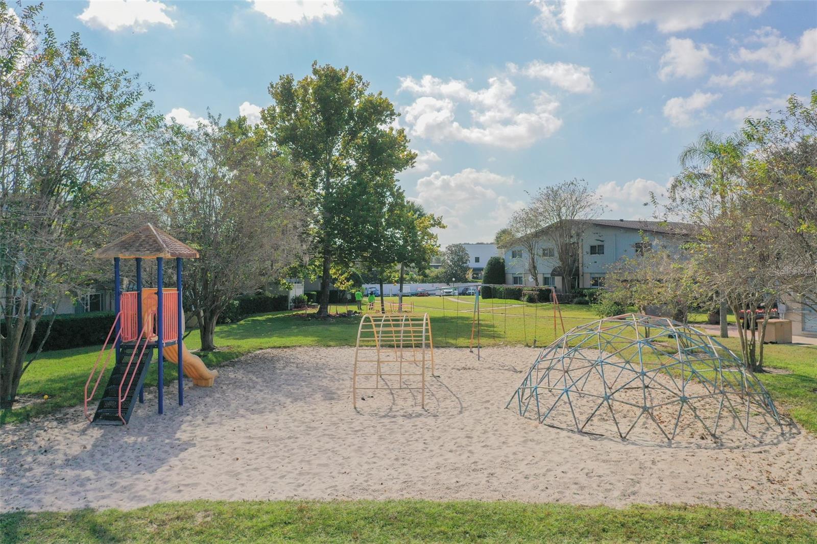 WATERFALL COVE - Residential