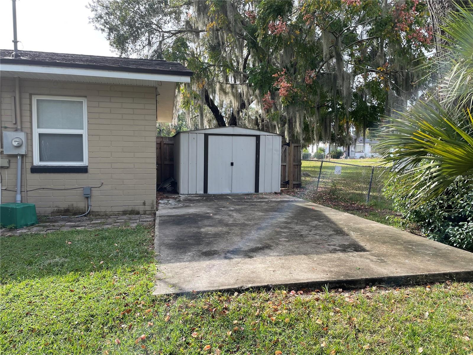DELAND - Residential