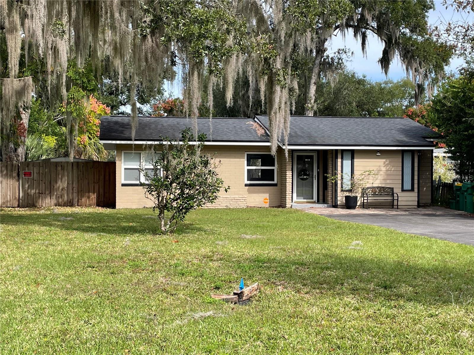 DELAND - Residential