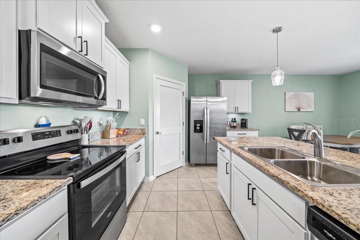 DUNES/HERITAGE LAKES - Residential