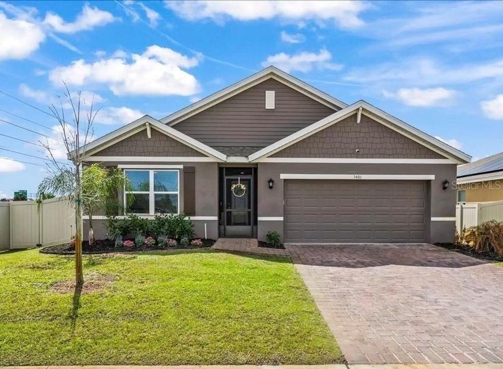 Photo of 1401 Mcfarland Drive, Melbourne, FL 32904 (MLS # L4960266)