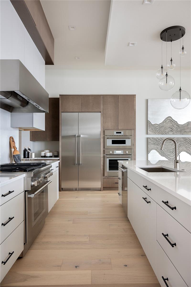 LAURENS AT BELLECHASE - Residential