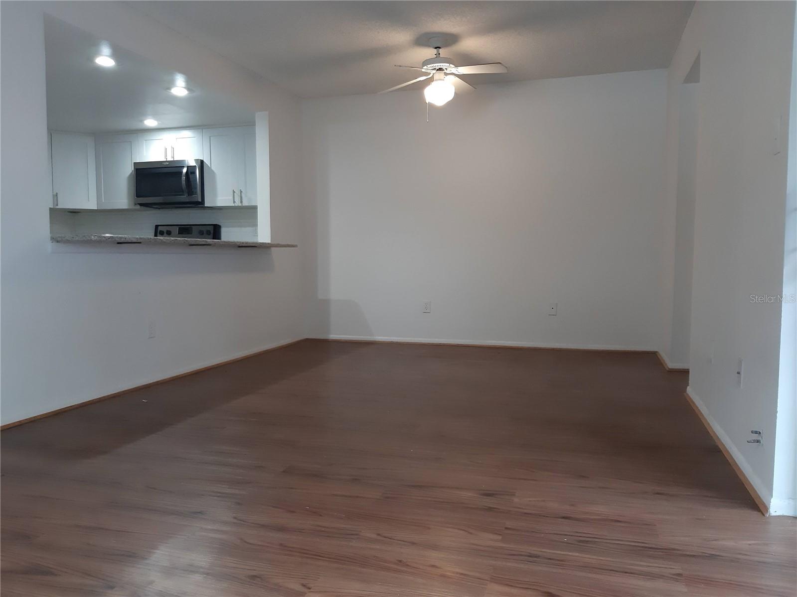 PARK LAKE TWNHS PH 02 - Residential