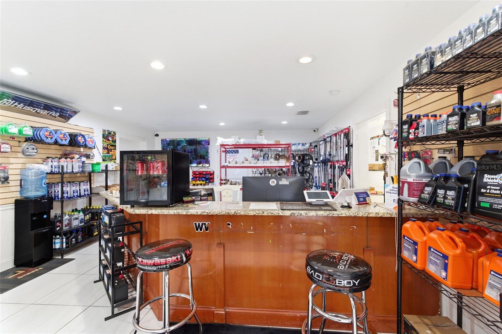 UNPLATTED - Commercial Lease