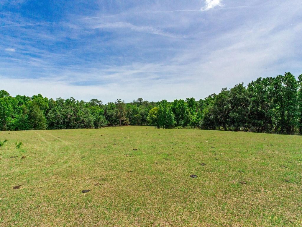 Photo of Spring Lake Highway, Brooksville, FL 34602 (MLS # TB8511120)