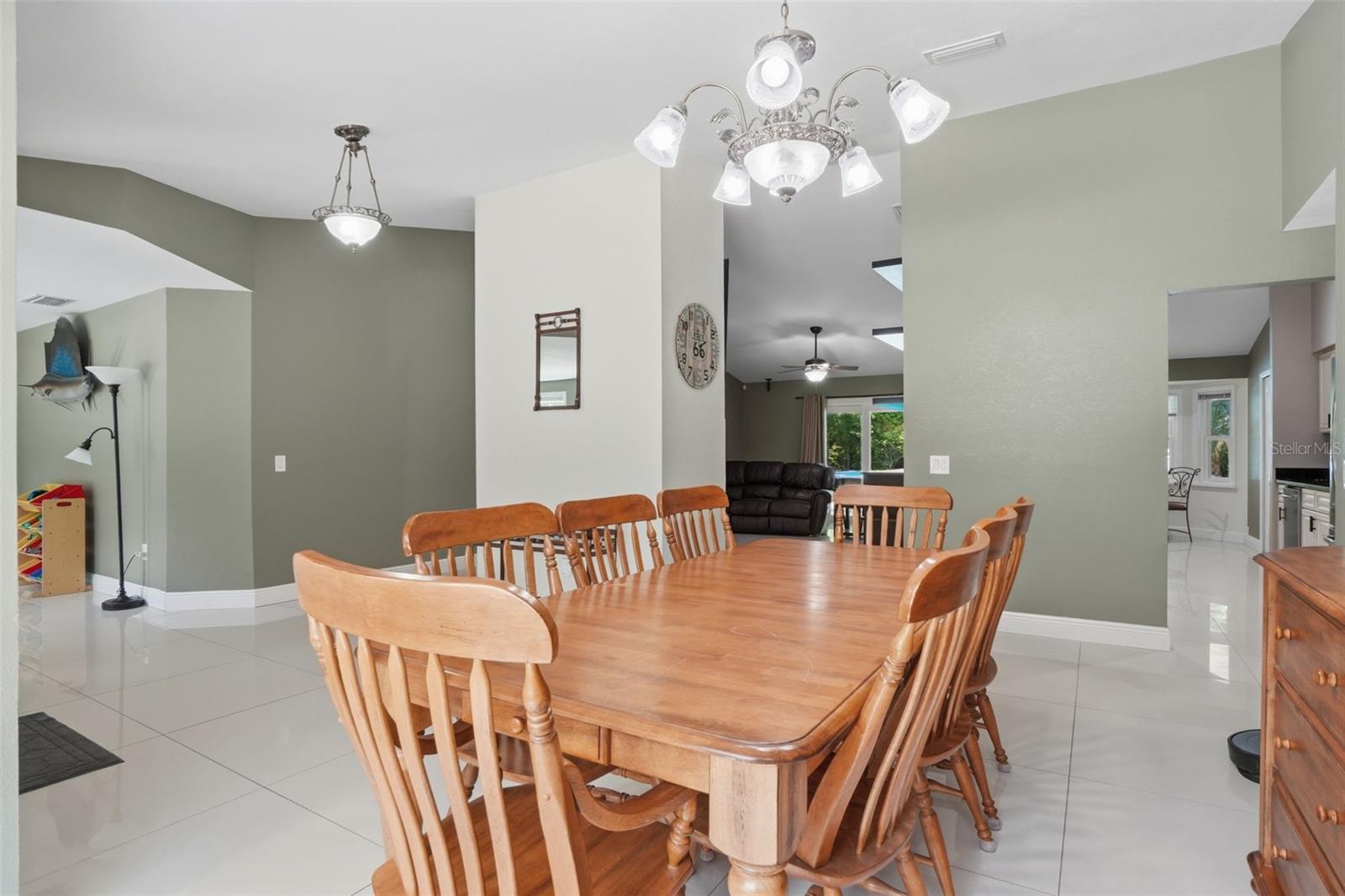 BAHAMA RANCHES - Residential