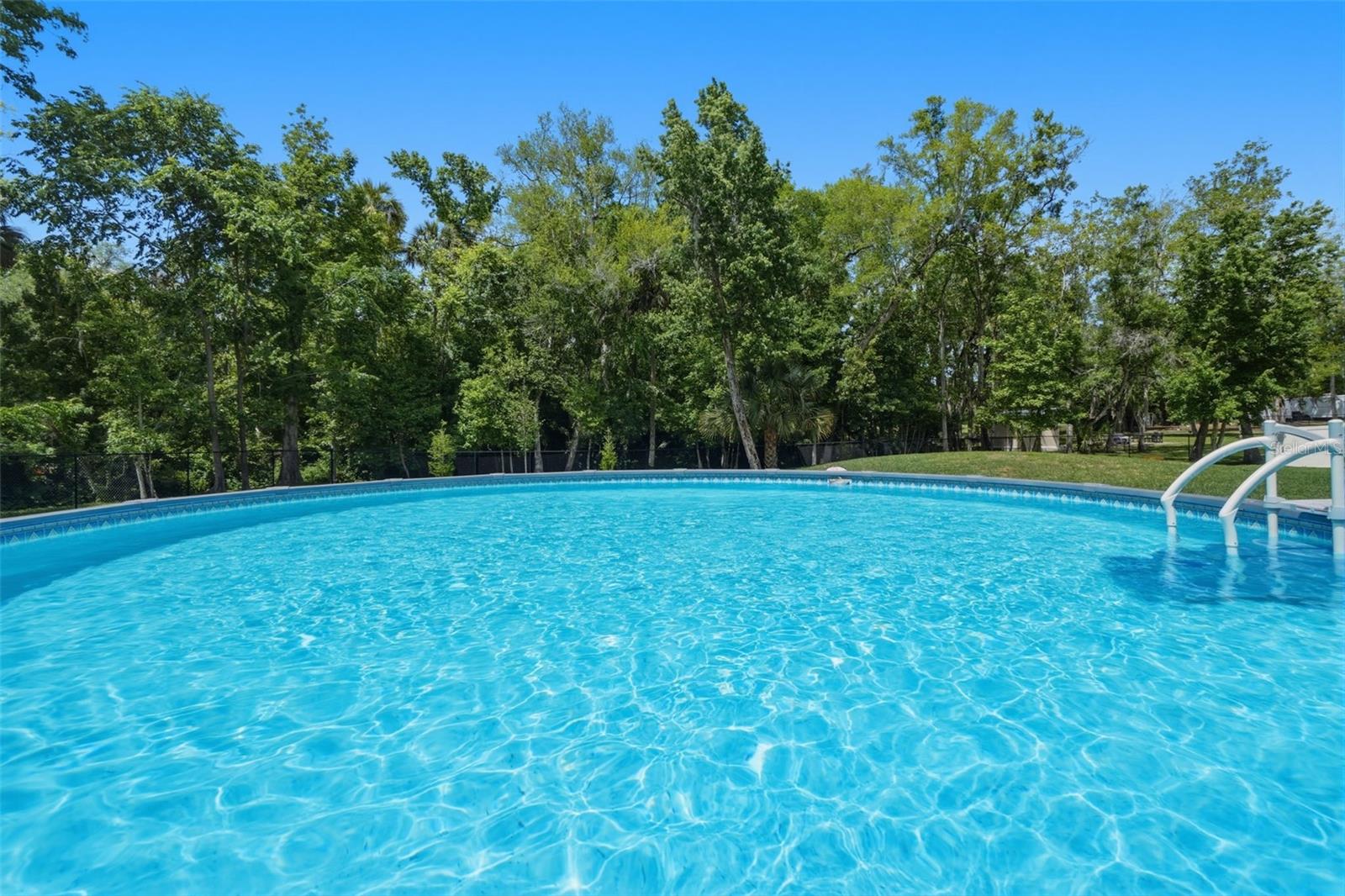 BAHAMA RANCHES - Residential