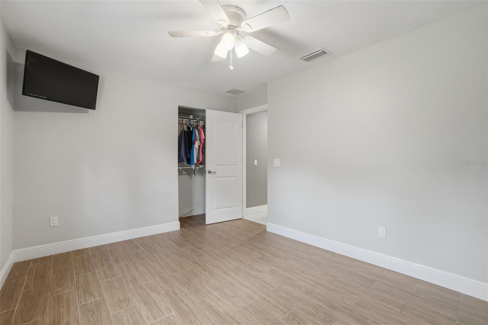 BAHAMA RANCHES - Residential