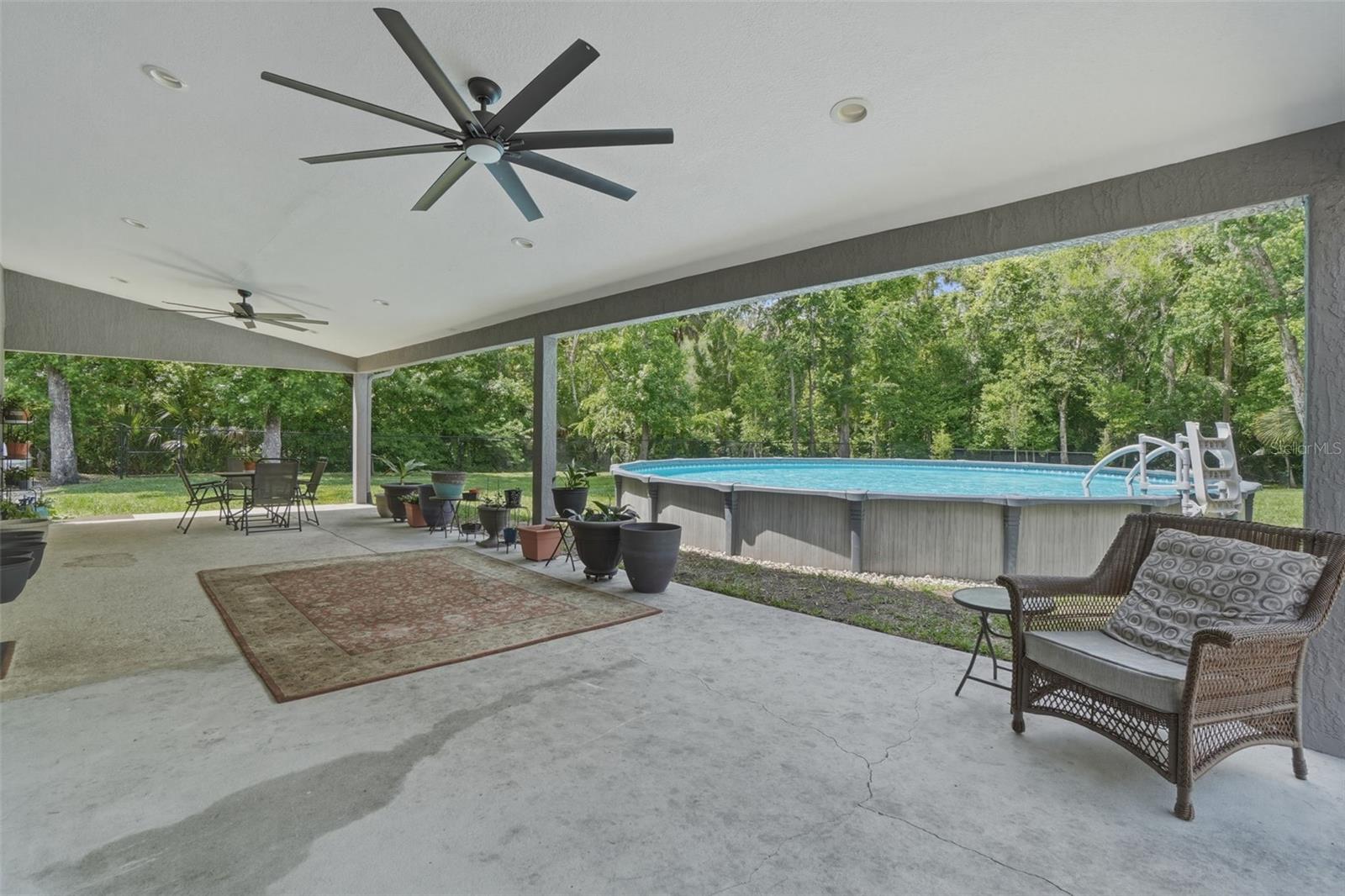 BAHAMA RANCHES - Residential