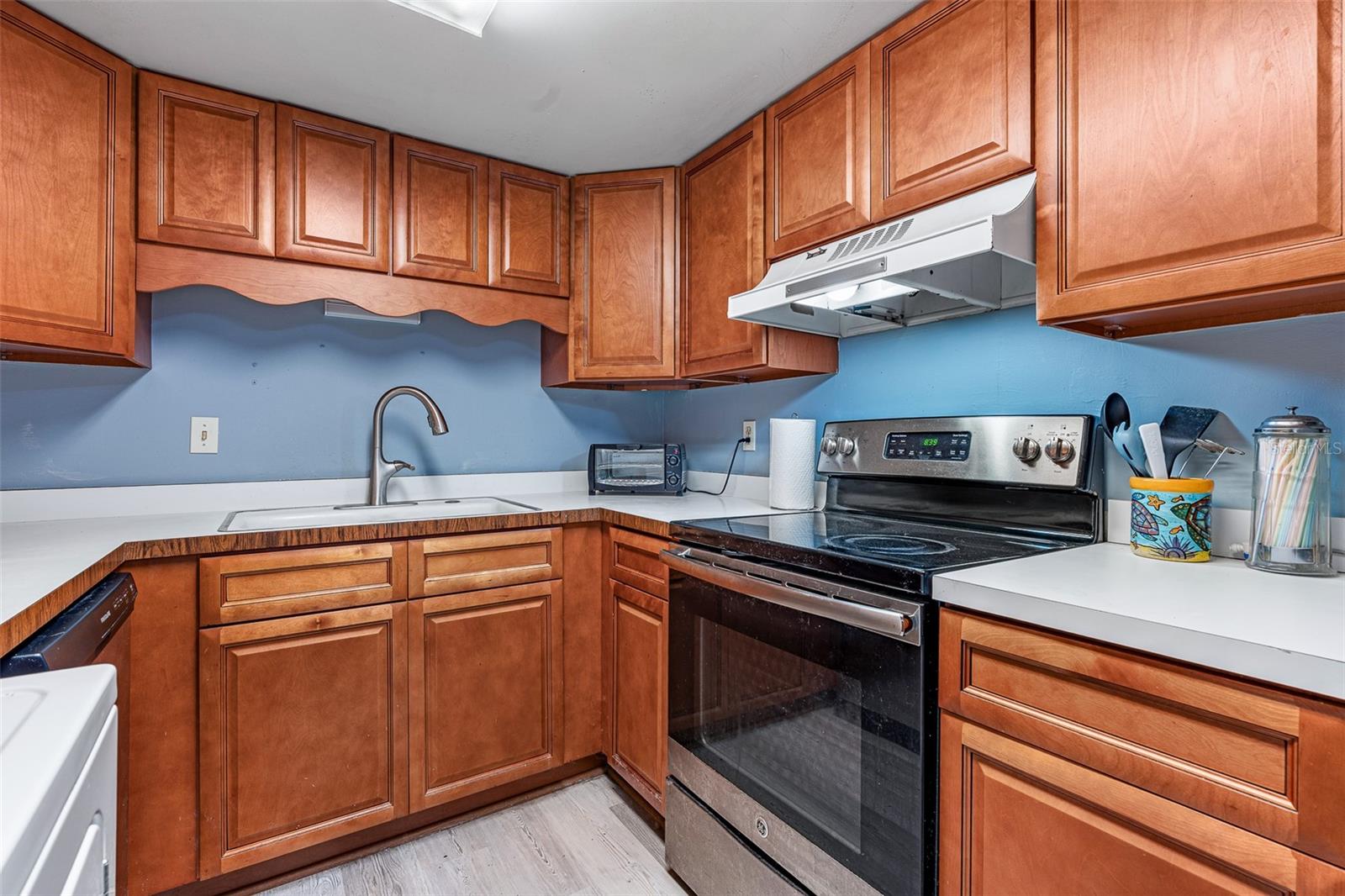 PALM CLUB CONDO - Residential