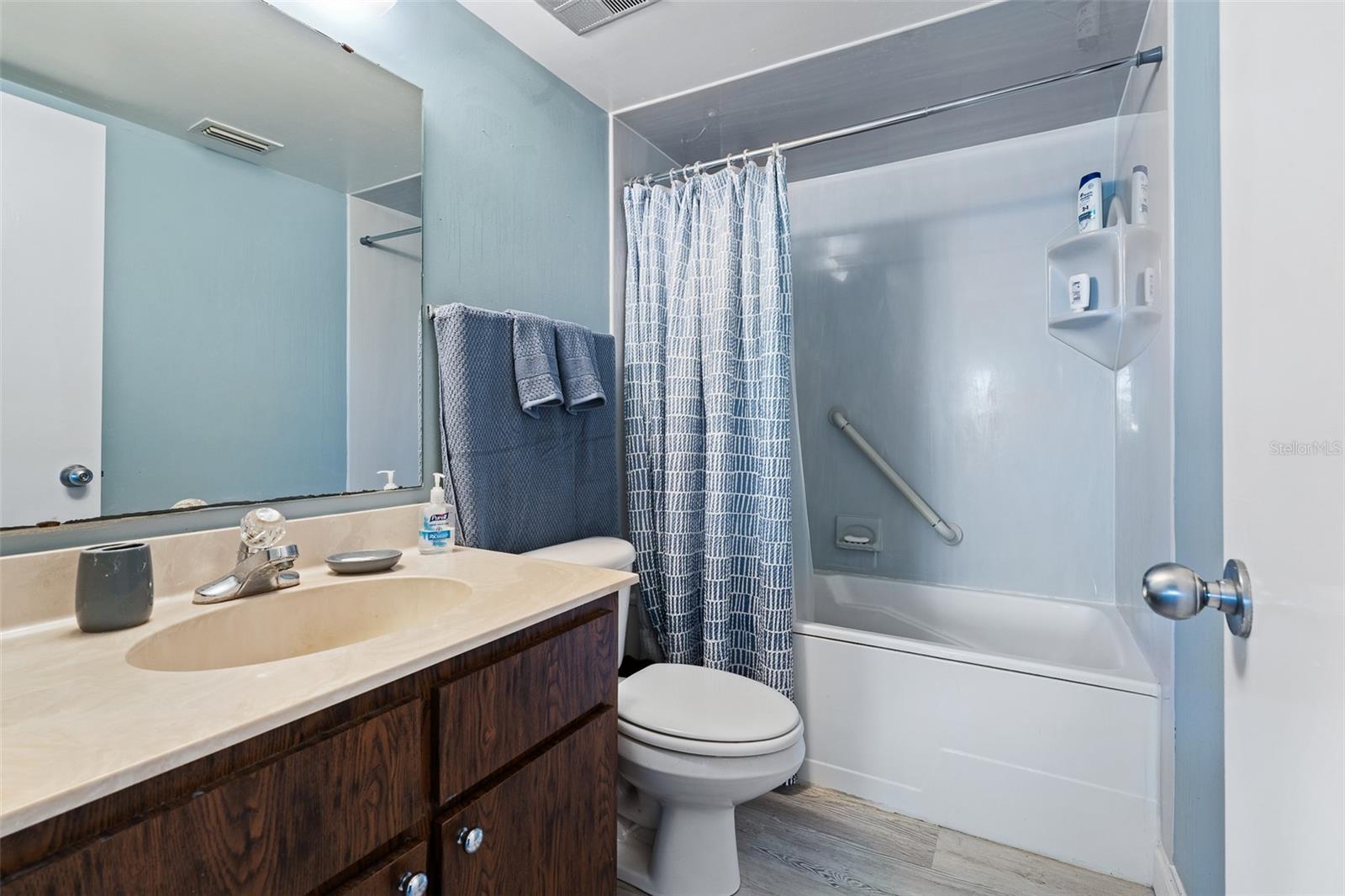 PALM CLUB CONDO - Residential