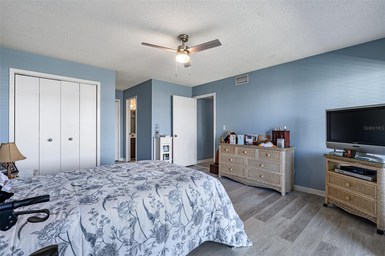 PALM CLUB CONDO - Residential