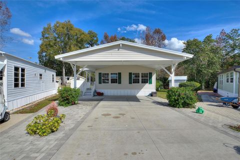 Photo of 142 Citrus Ridge Drive, Davenport, FL 33837 (MLS # O6372278)