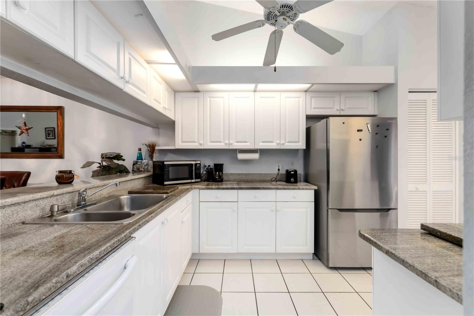 CASA DEL SOL SEC VI - Residential