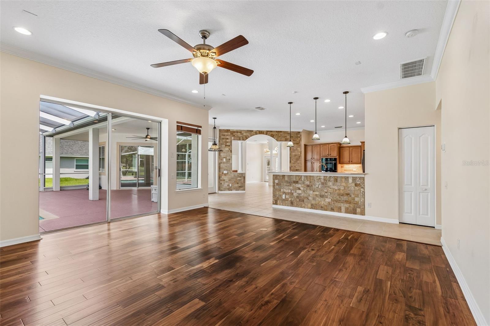 SEVEN OAKS PARCELS S-13A & S-13B - Residential