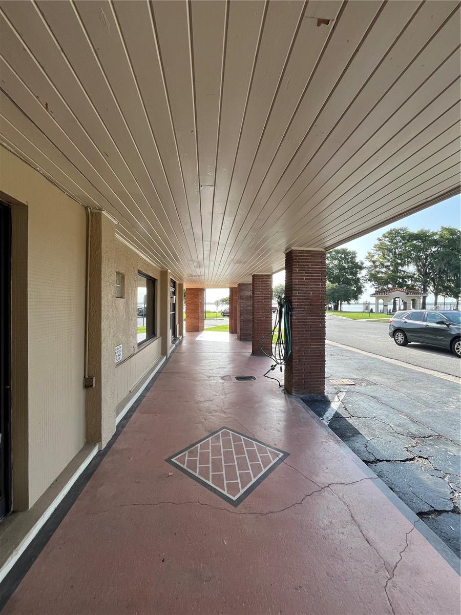 138 E CENTRAL AVENUE 136