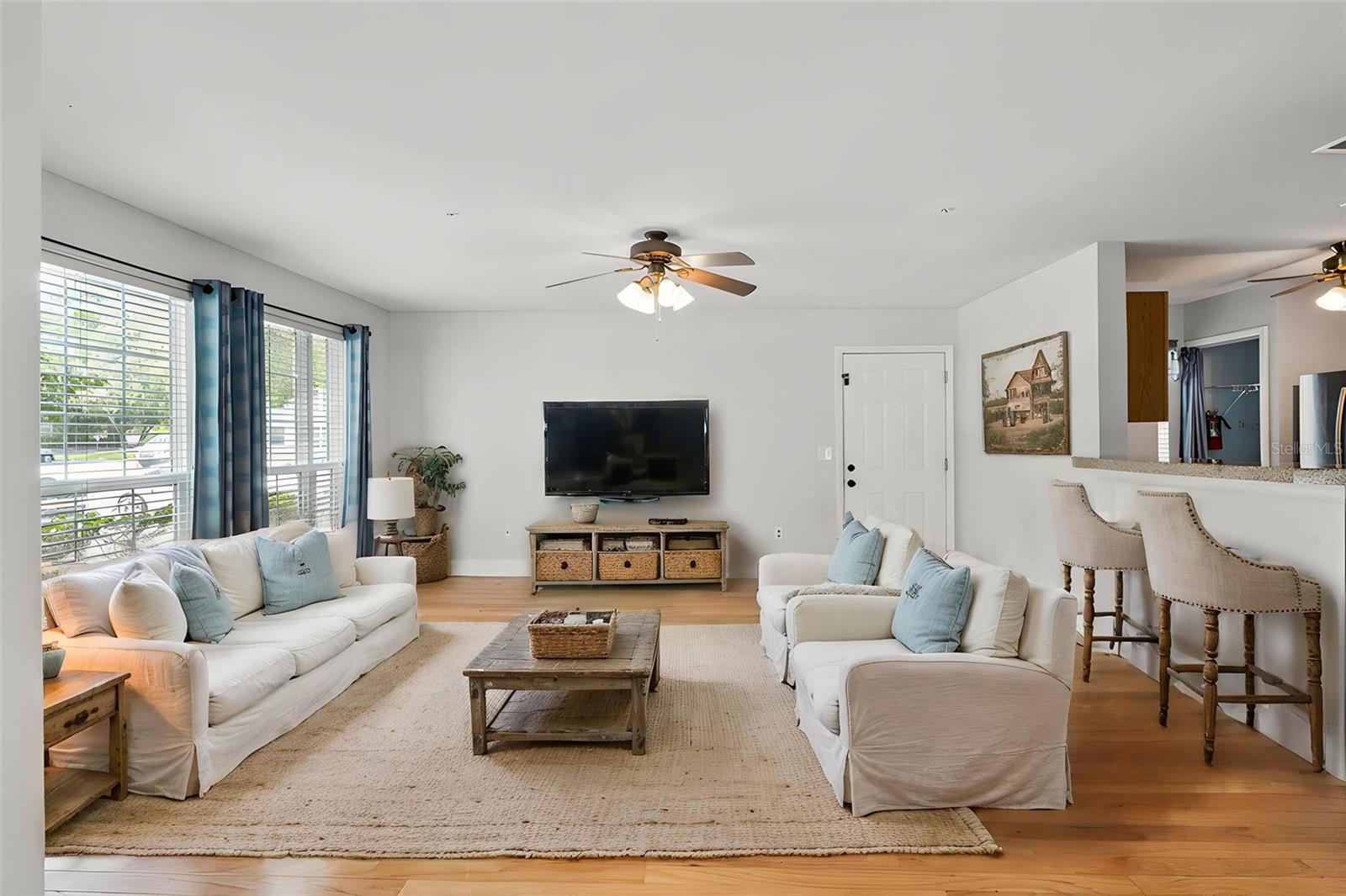 HUNTERS CHASE CONDO PH 1 - Residential