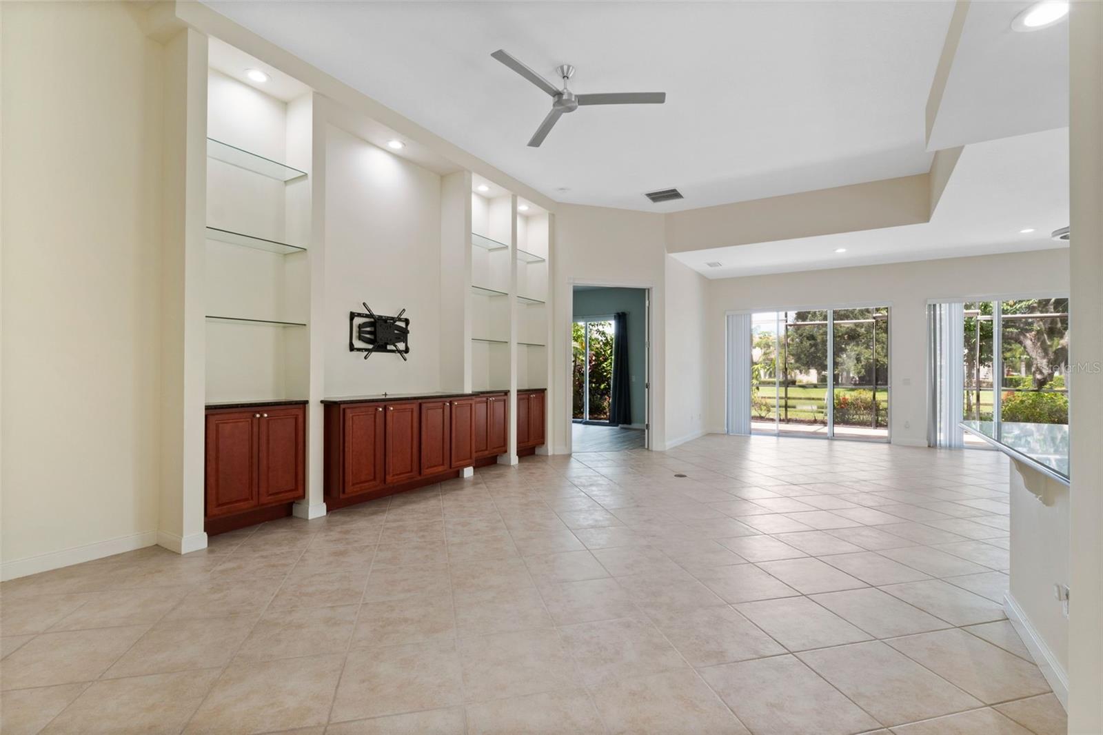 VILLAGEWALK - Residential Lease