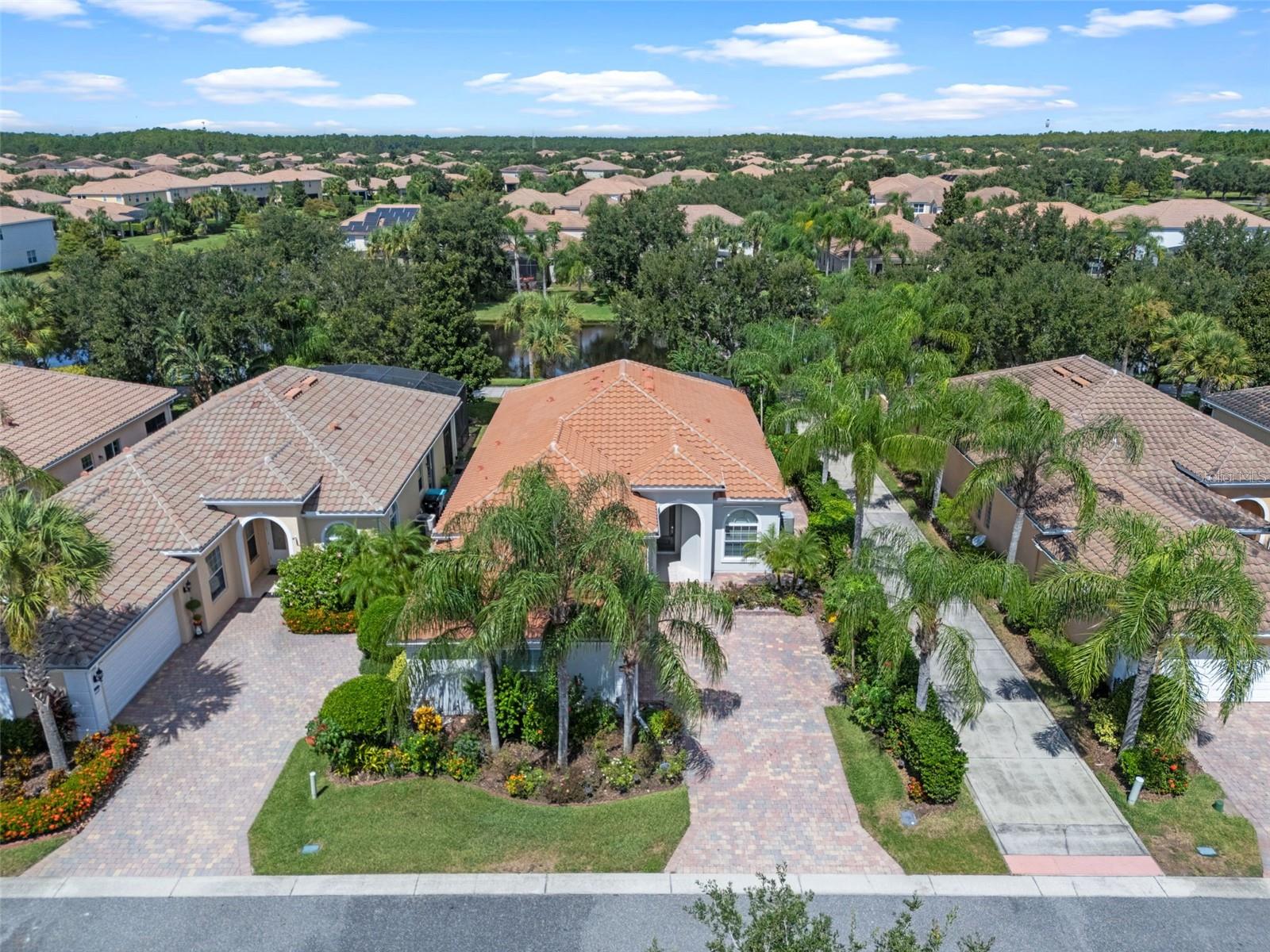 VILLAGEWALK - Residential Lease