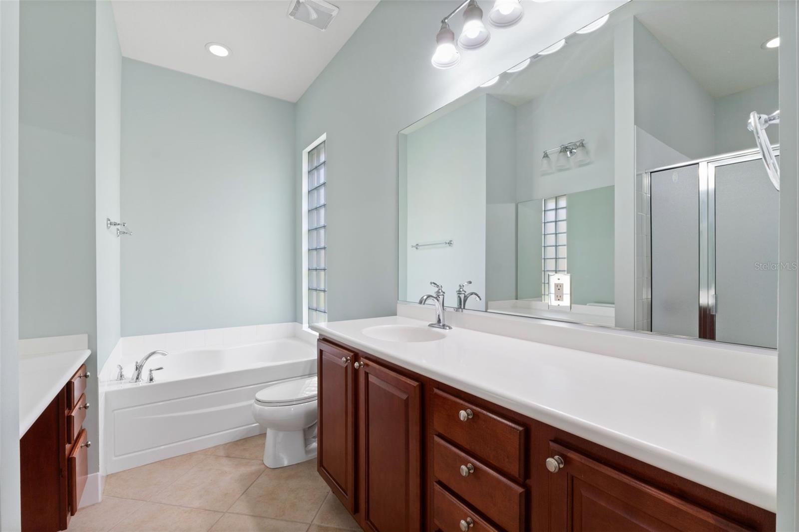 VILLAGEWALK - Residential Lease