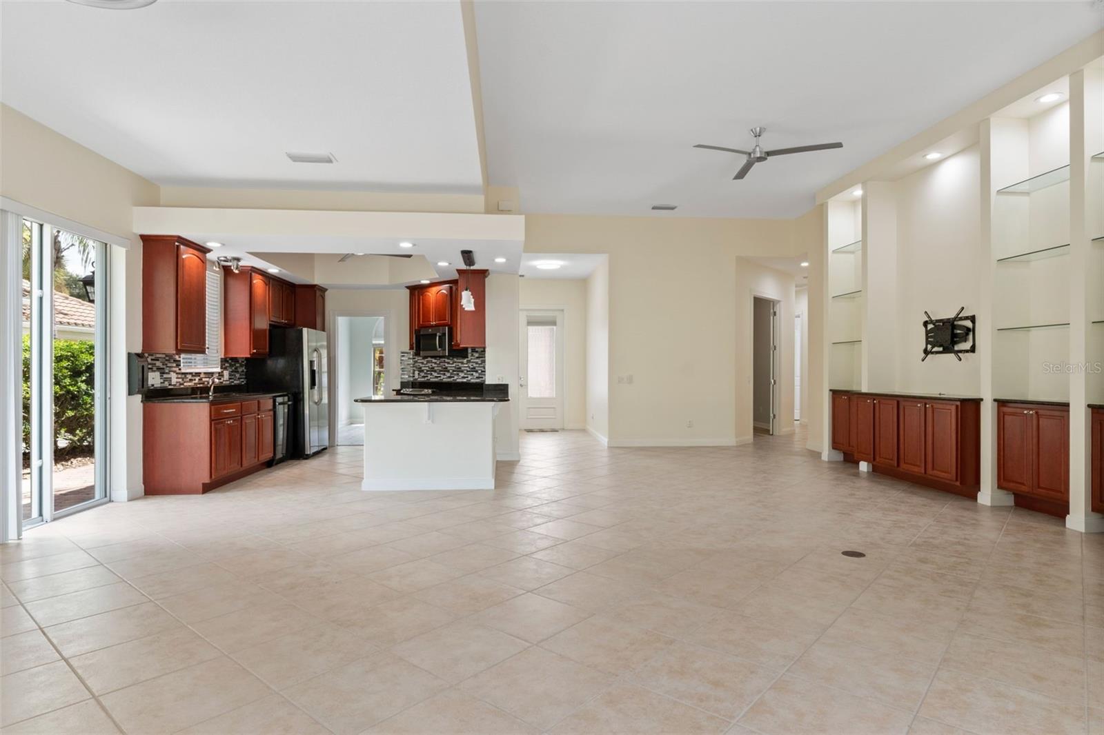 VILLAGEWALK - Residential Lease