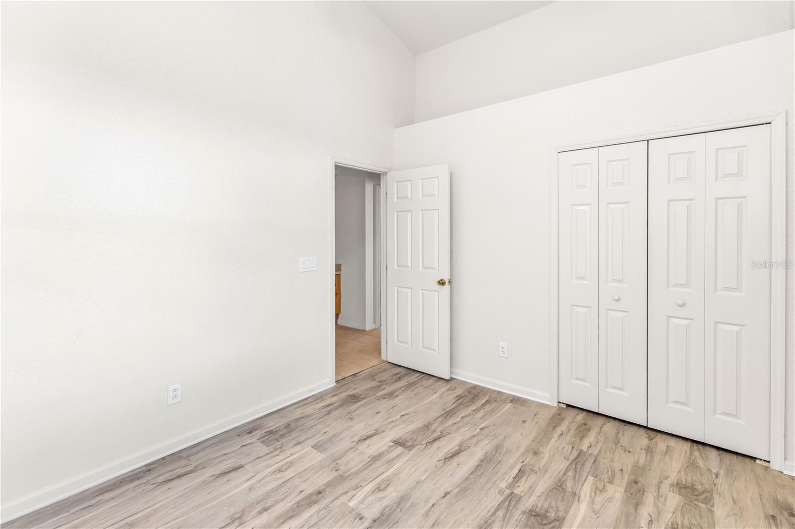 WINDSOR POINT - Residential