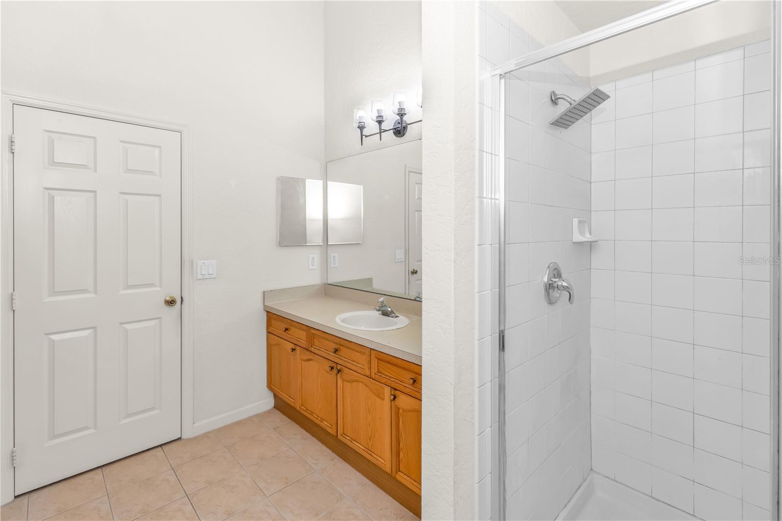 WINDSOR POINT - Residential