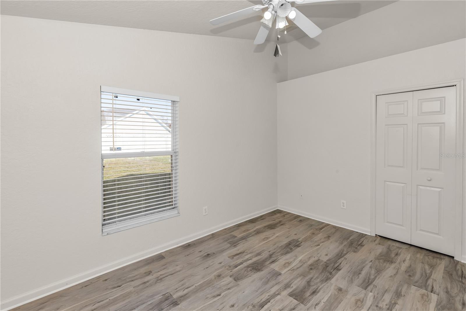 WINDSOR POINT - Residential