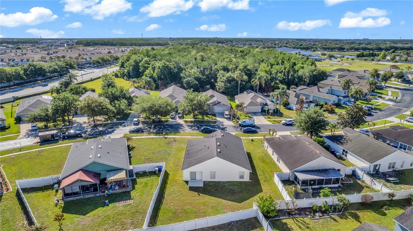 WINDSOR POINT - Residential