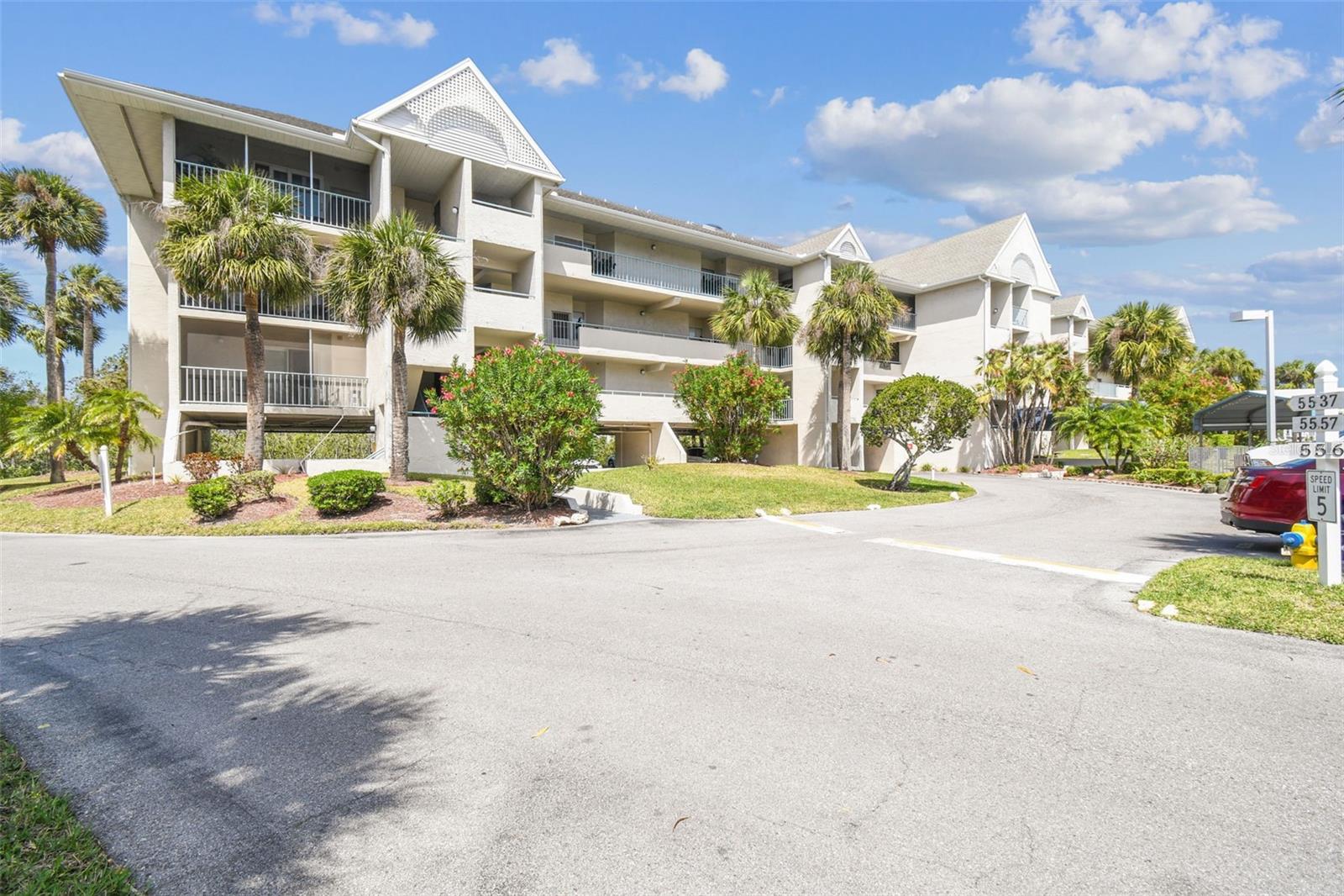5537 SEA FOREST DRIVE 301
