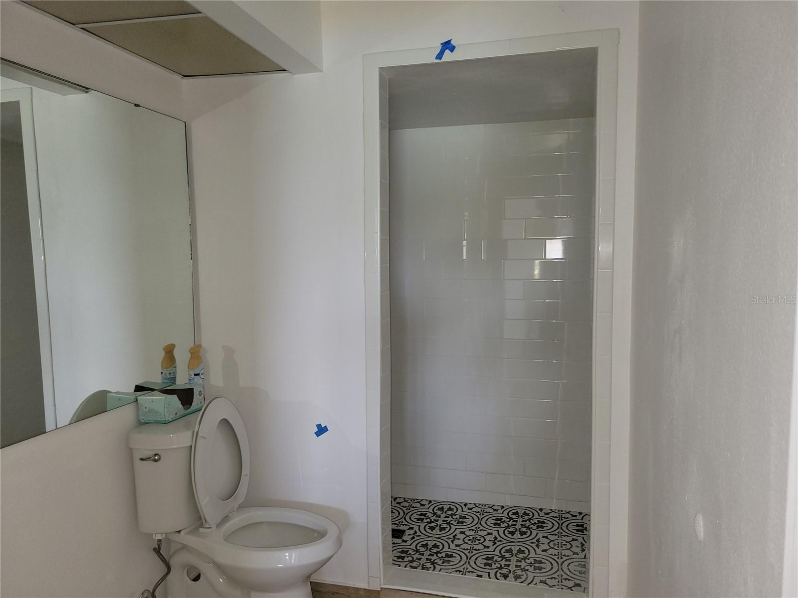 CENTRE LAKE - Residential