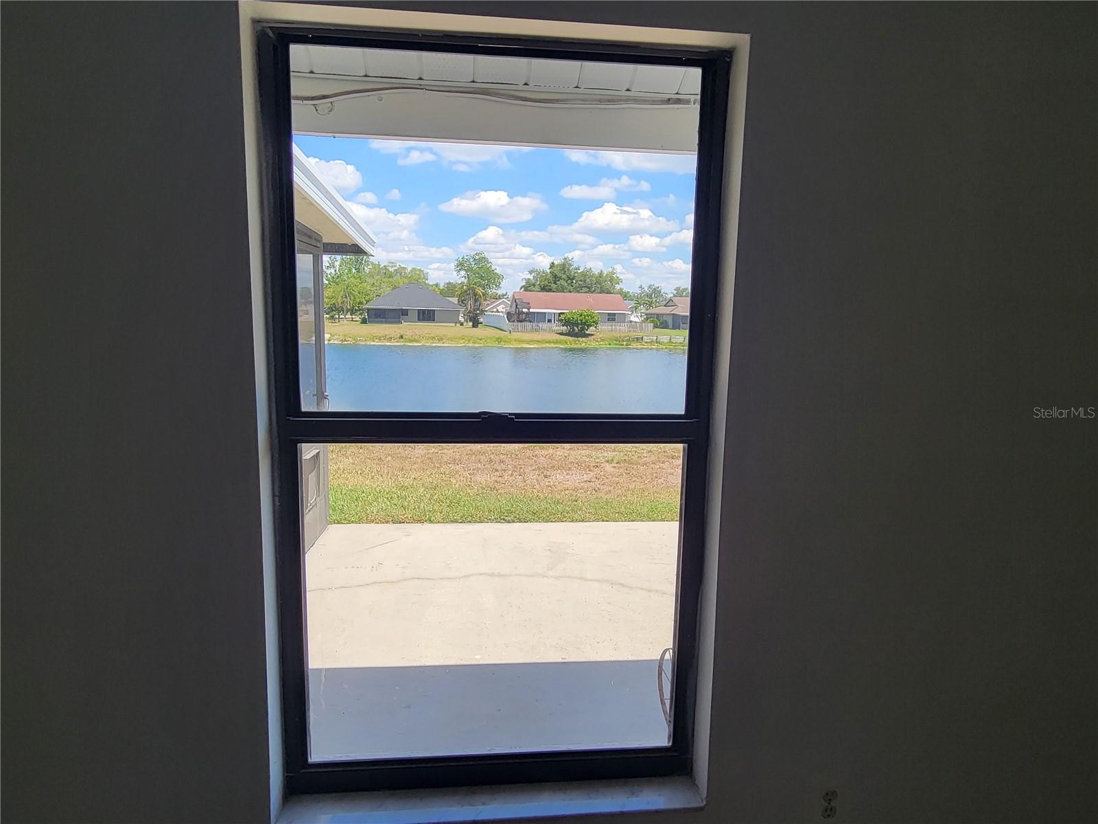 CENTRE LAKE - Residential