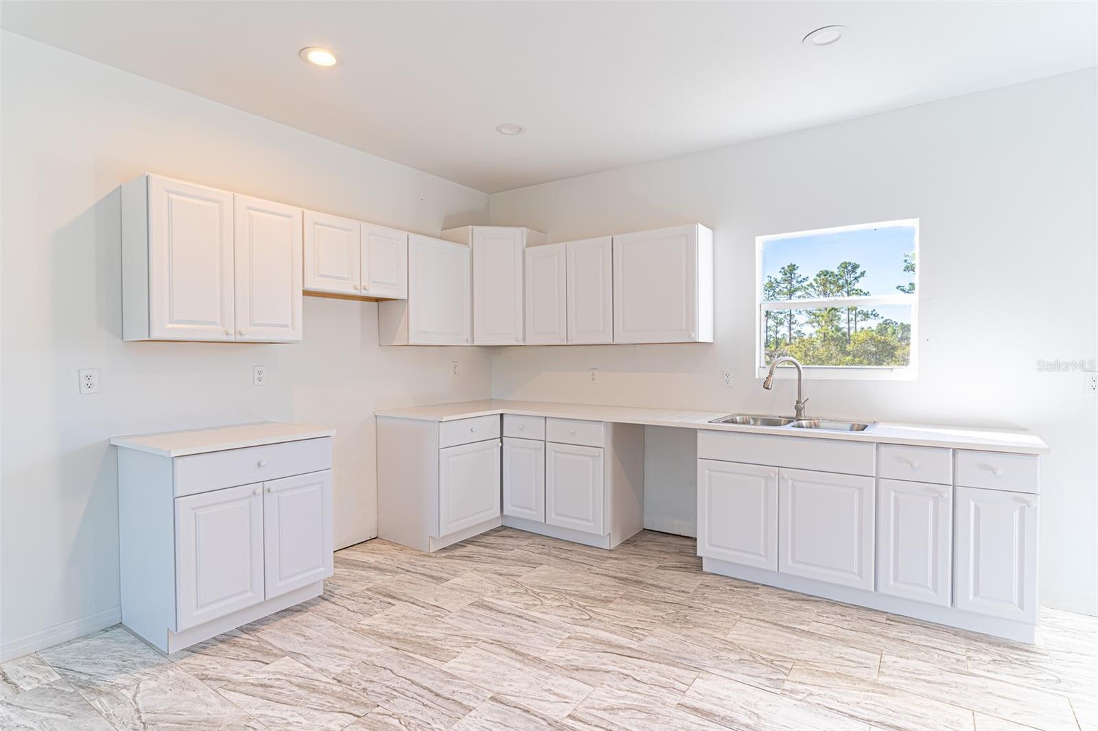 HIGHLANDS PARK ESTATE - Residential