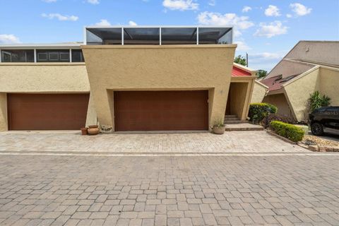 Photo of 23 Casarena Court, Winter Haven, FL 33881 (MLS # S5148554)