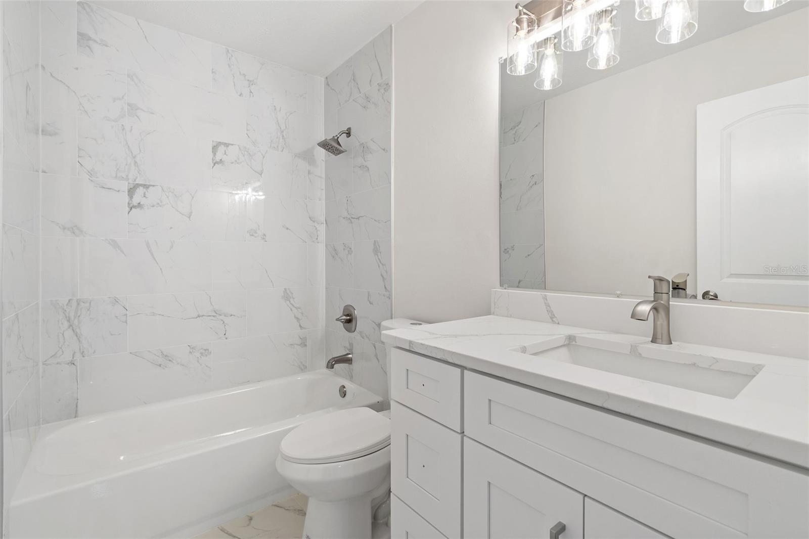 PRESIDENTIAL MANOR UNIT 2B - Residential