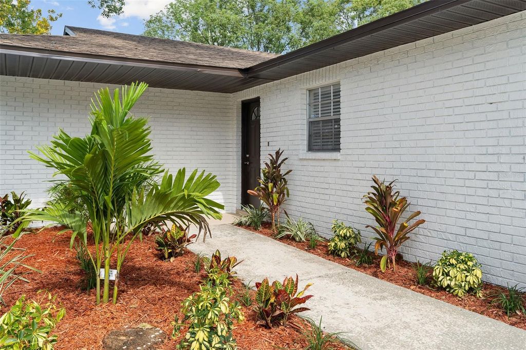 Photo of 5207 Burr Place, Seffner, FL 33584 (MLS # TB8434478)