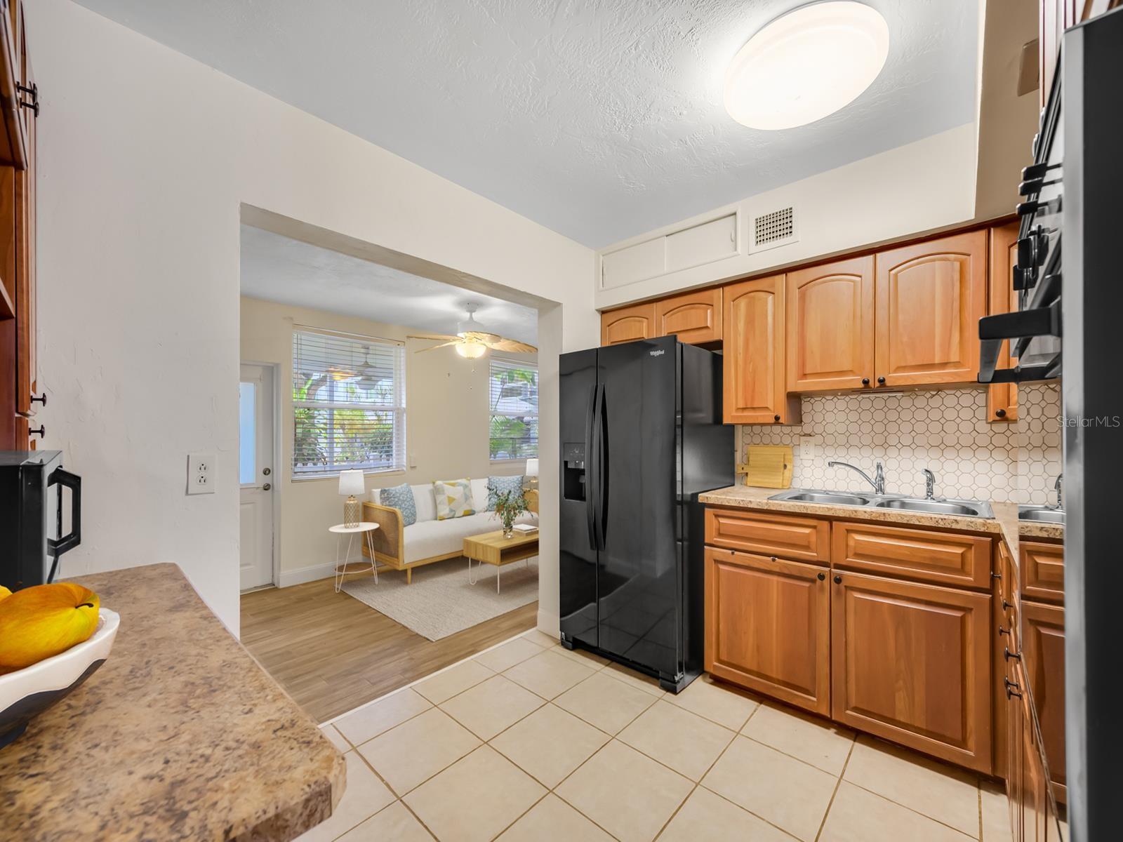 ON TOP OF THE WORLD - Residential