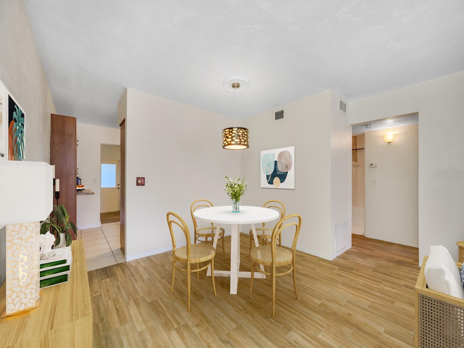 ON TOP OF THE WORLD - Residential