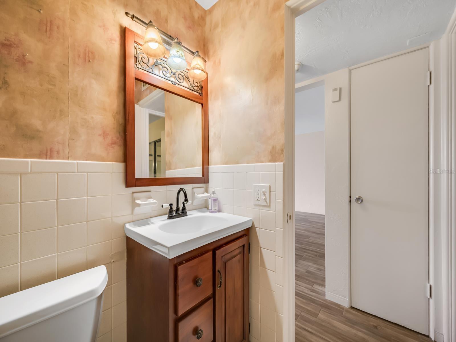 ON TOP OF THE WORLD - Residential