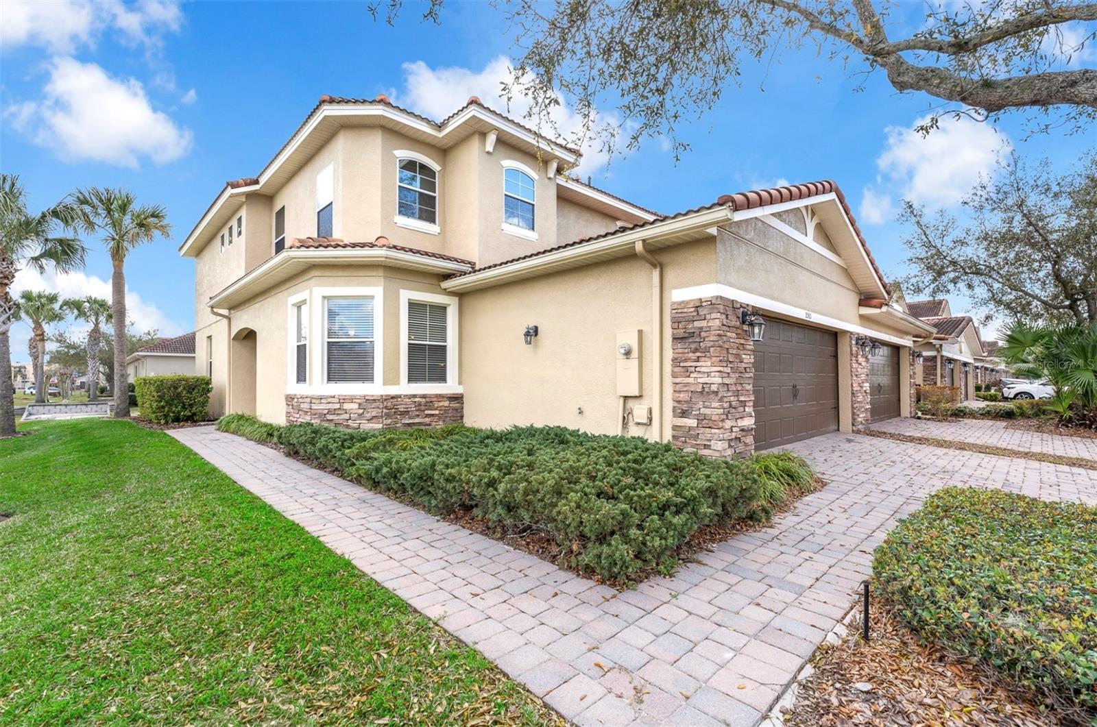 2080 BENT GRASS AVENUE