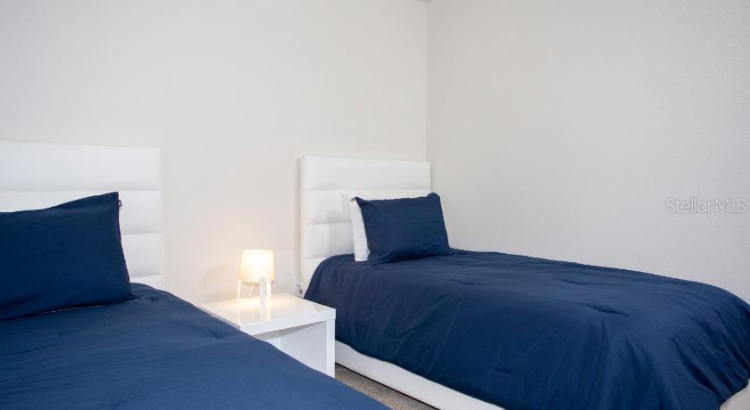 WINDSOR AT WESTSIDE PH 2B - Residential