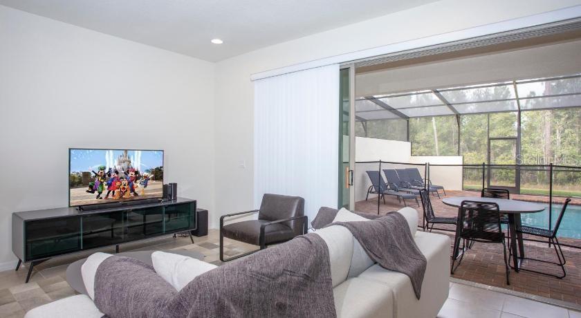 WINDSOR AT WESTSIDE PH 2B - Residential