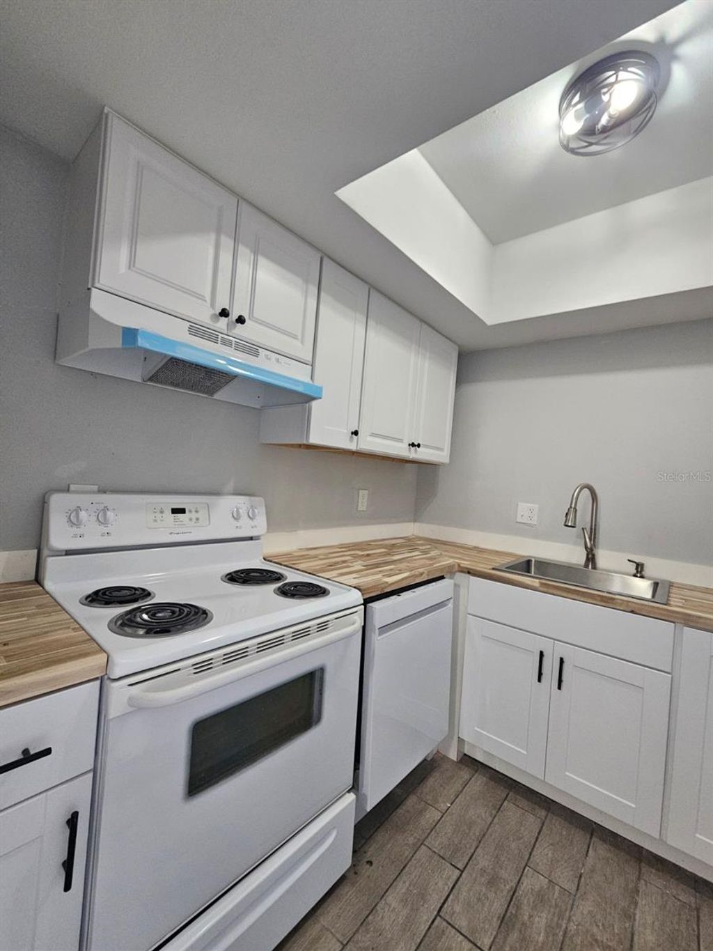 Photo of 7602 W Powhatan Avenue #1, Tampa, FL 33615 (MLS # TB8517573)