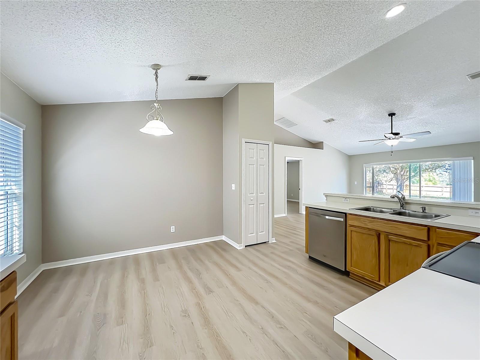 OAK VALLEY PHASE III - Residential