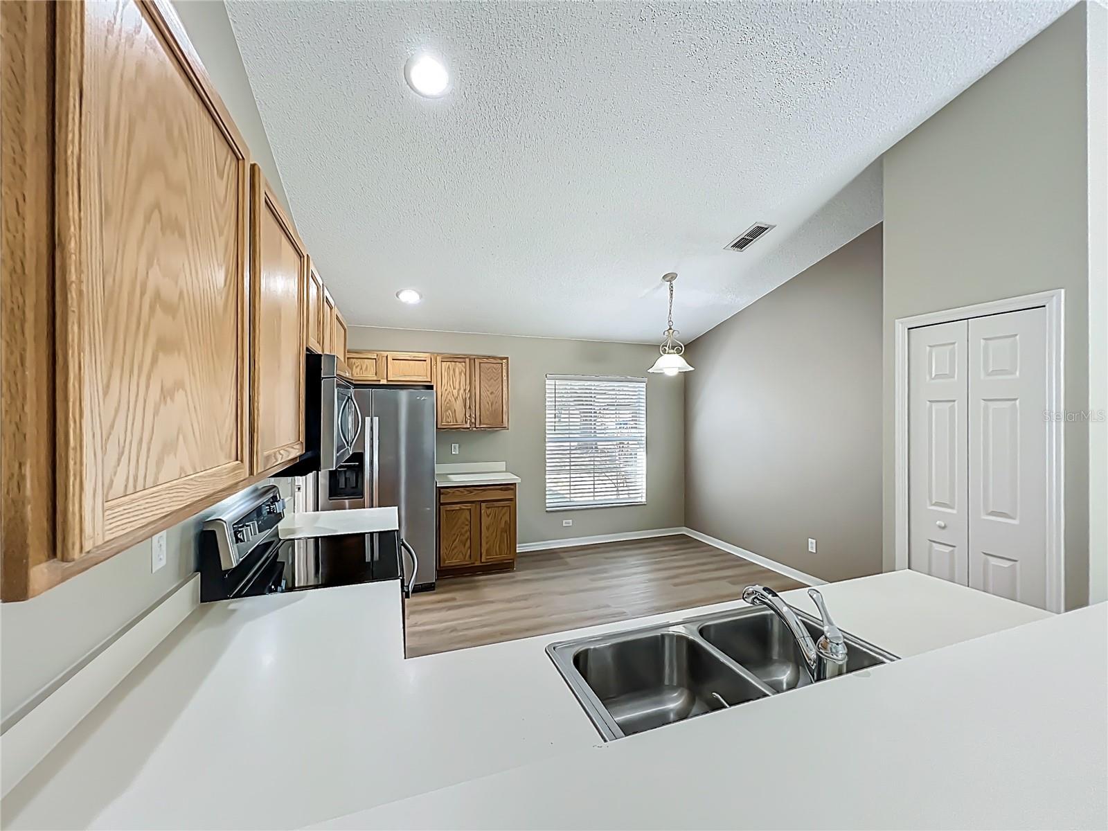 OAK VALLEY PHASE III - Residential