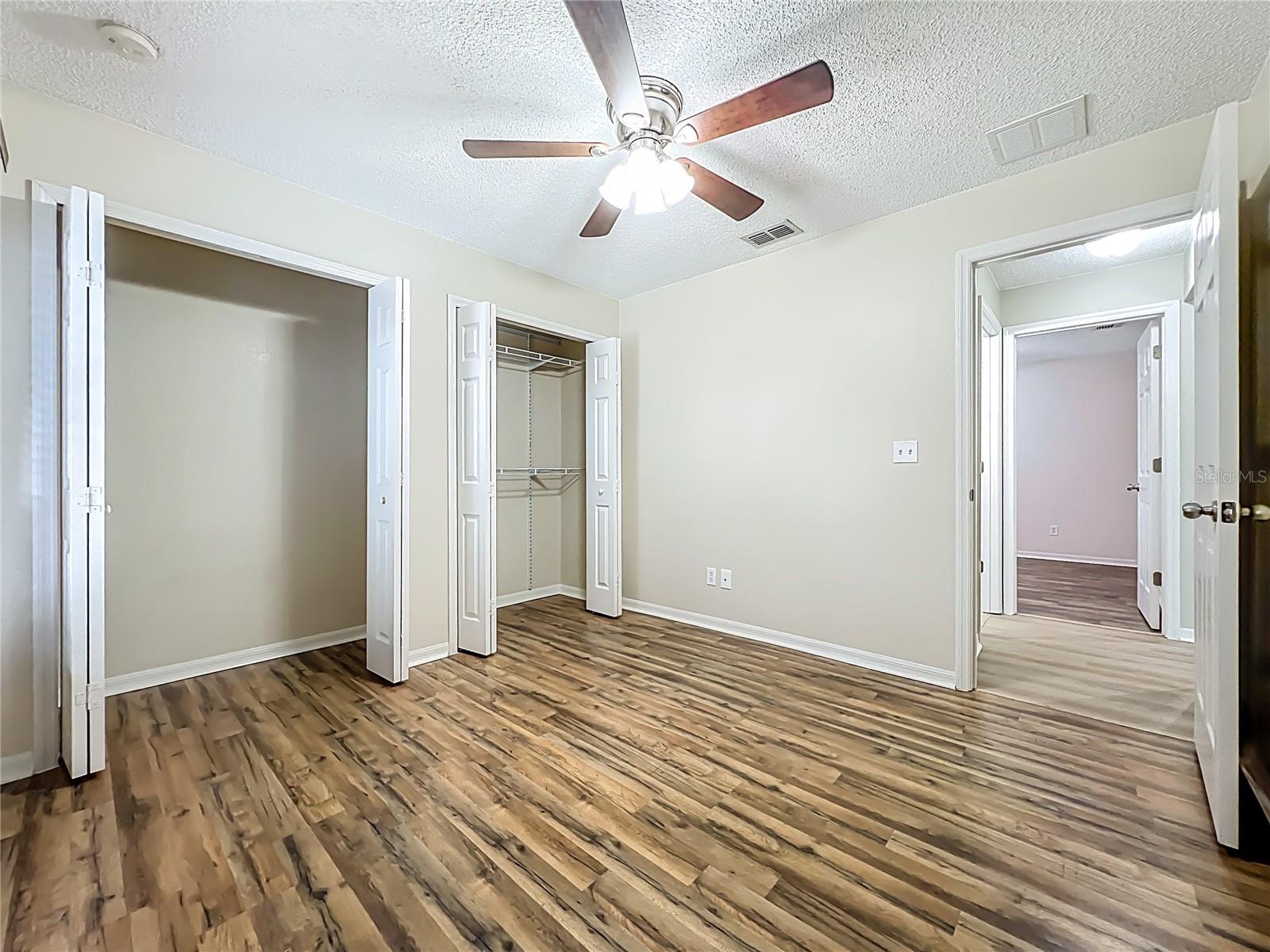 OAK VALLEY PHASE III - Residential