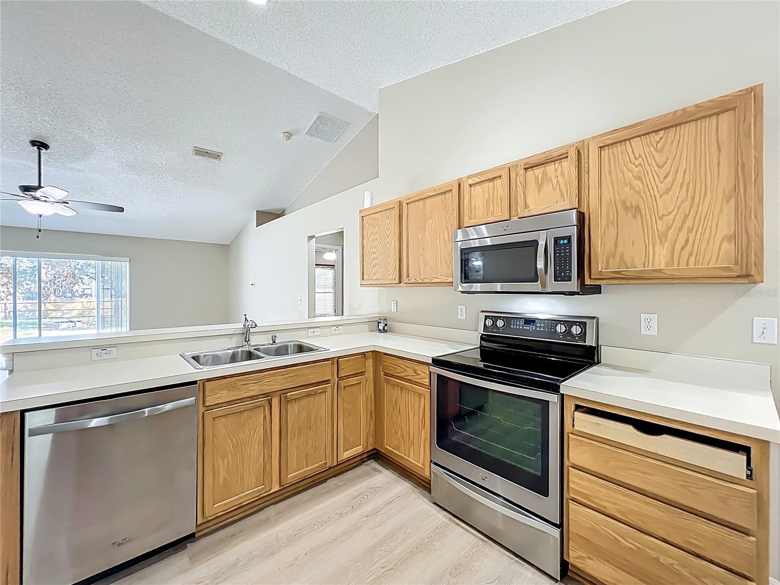 OAK VALLEY PHASE III - Residential