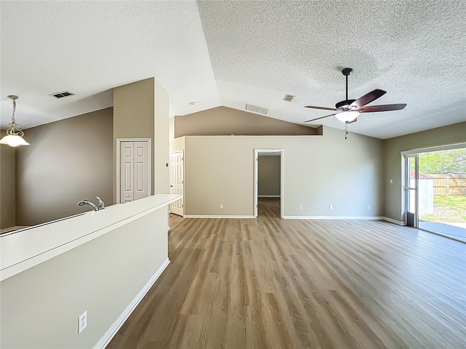 OAK VALLEY PHASE III - Residential